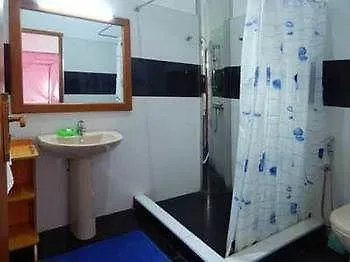 فندق Rico Shadow Guest House نيجومبو
